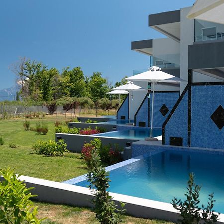 Elysium Villas Quartet Сарти Екстериор снимка